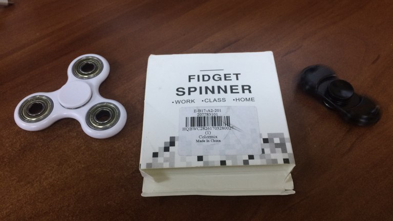 fidget spinners